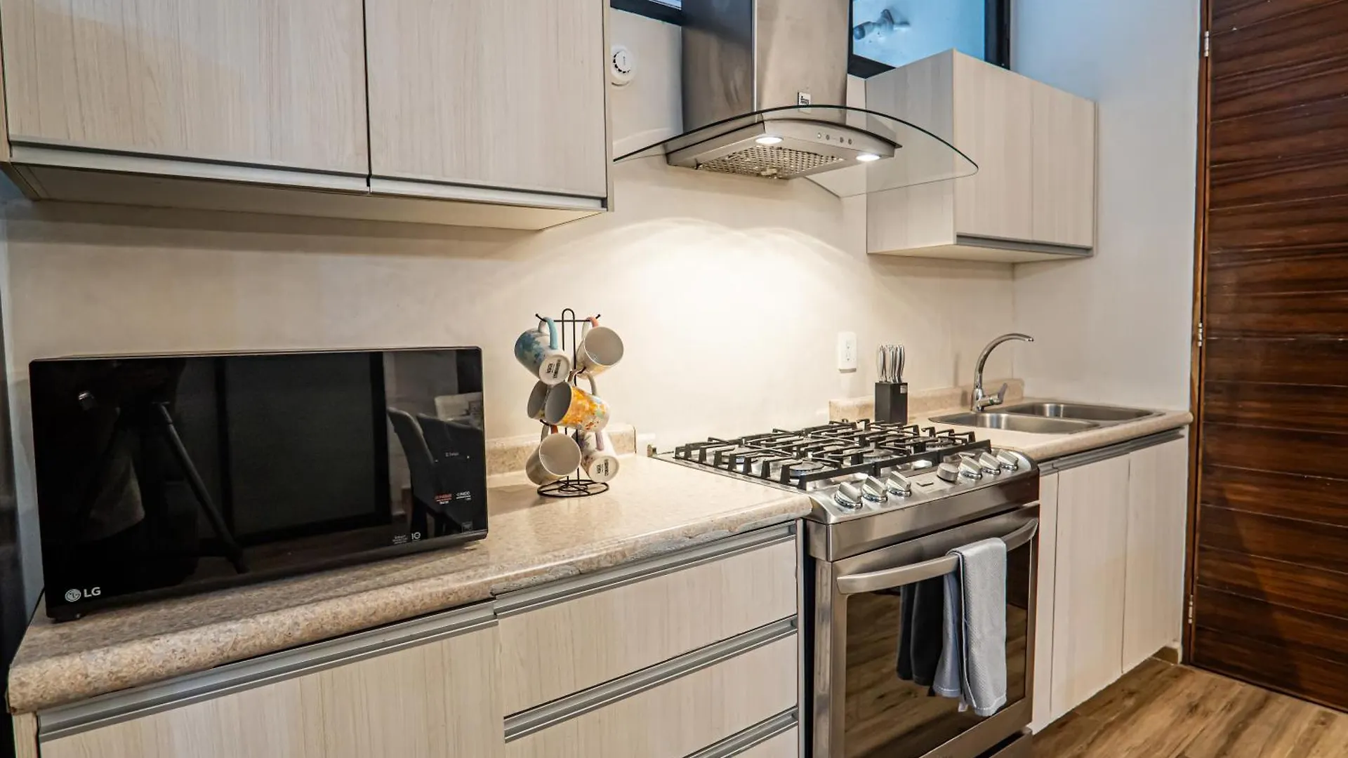 Two-Condos House In Great Location With Rooftop And Pool And Bbq Tulum Holiday home